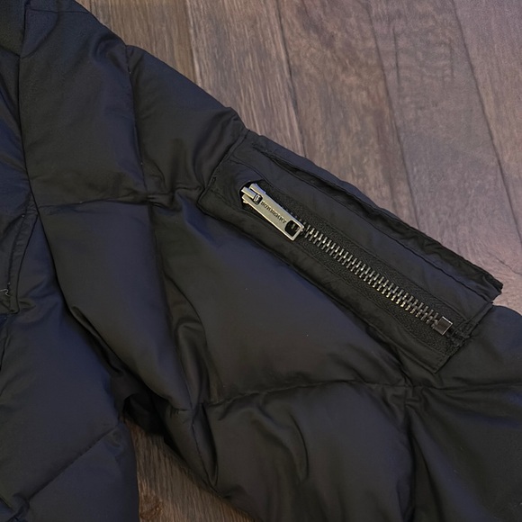 BURBERRY Black Puffer Coat with Hood - Picture 4 of 10